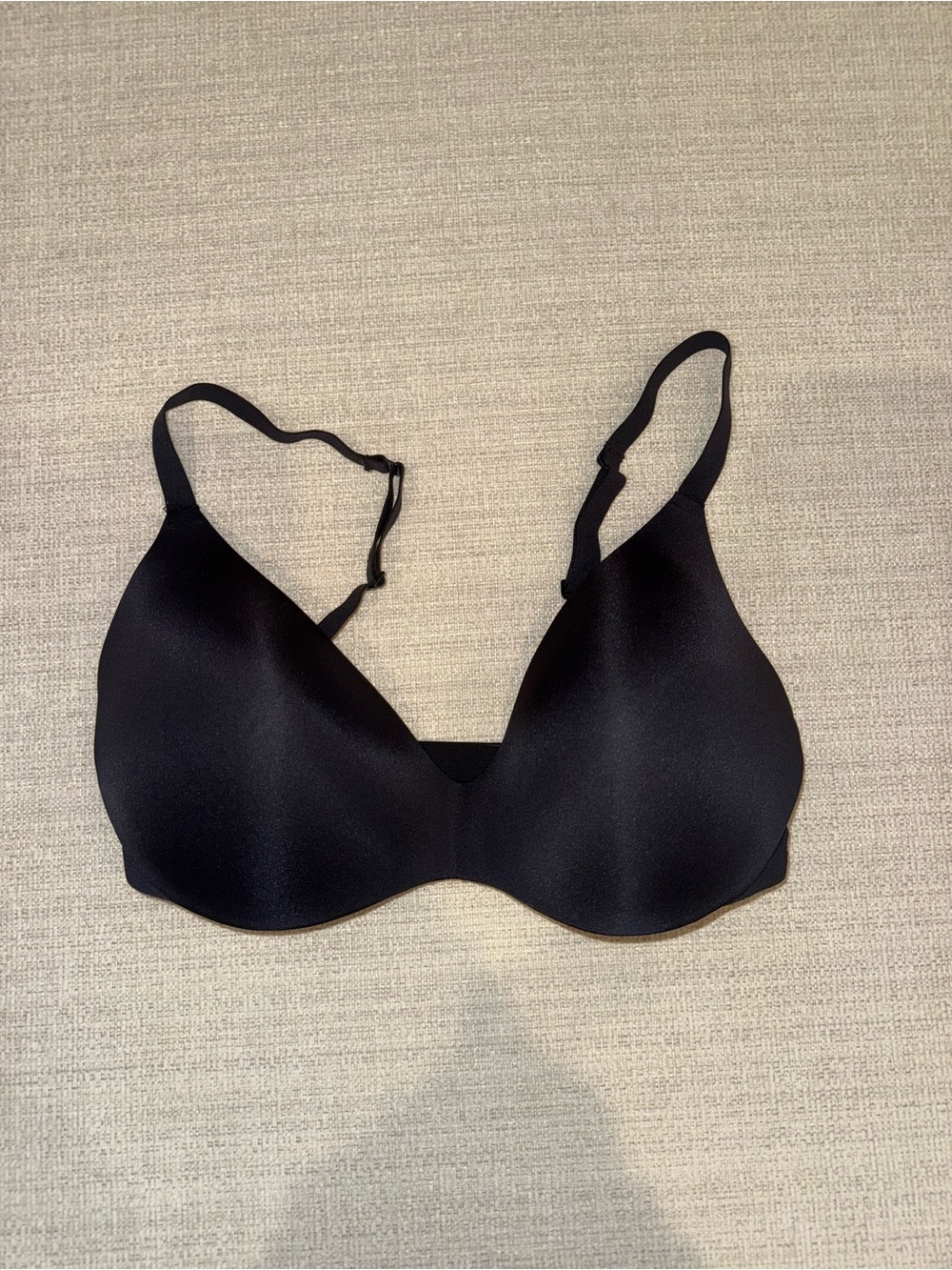 SKIMS Wireless Form Push Up Plunge Bra